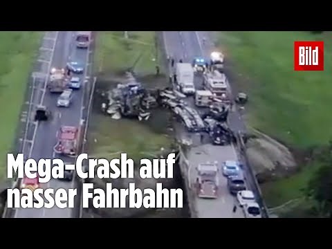 Neun Kinder und Jugendliche sterben bei Unfall mit 15 Autos