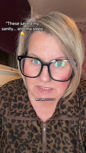 I started taking Wellgard Magnesium Gummies because honestly… I was exhausted but could not switch off 🥱 These are easy tae take, nae chalky tablets, just tasty wee gummies. Magnesium supports: ✨ muscle relaxation ✨ stress & nervous system ✨ better sleep quality I’m not saying it’ll knock ye out cold… but my body definitely feels calmer and I’m sleeping better 💤 If ye’re run doon, tense, or your mind never shuts up — these are worth a look. (Always check what works for you & follow the label) 