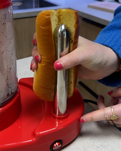 It's never been easier to make hot dogs 😲👏 | FOODbible