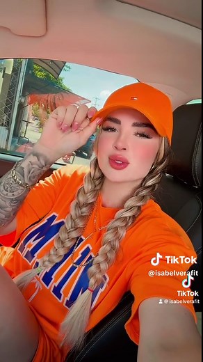 Isabel Vera Fit: Transform Your Fitness Journey