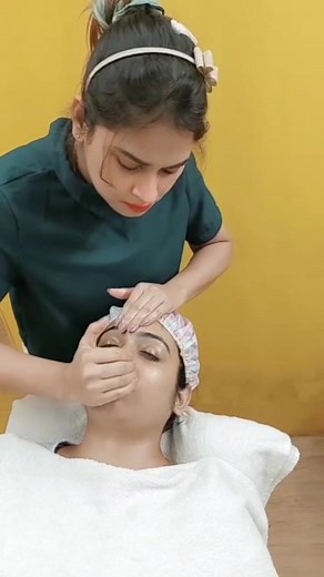 #facial #uplift #vibes #view #work #video #love #dumdum love my job ❤️ respect my profession 🙏 | Puja Bala