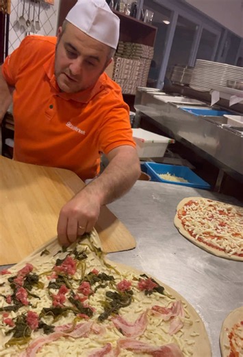 #strapizzando #allinfinito #pizzachilometro | pizza