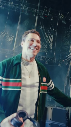 Tiësto on Instagram: "Life is simple, just push the button 😄"