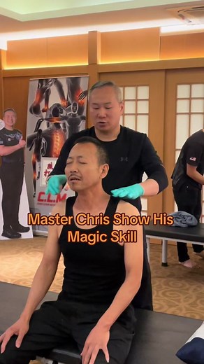 Master Chris Reveals His Incredible Magic Skill
