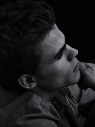 Stefan Salvatore in The Vampire Diaries: Paul Wesley