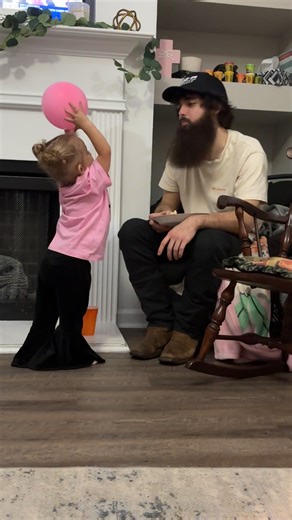 Jessica Edwards on Reels