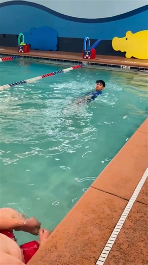 🫧 What skills are taught in a Level 8 swim class? We're so glad you asked! Level 8 swimmers will... 🫧 Gain the technique, speed and agility needed to become a champion swimmer 🫧 Learn proper starts, turns and breathing techniques for all competitive strokes 🫧 Swim greater distances 🫧 Develop endurance 🫧 Master flip turns #aquatots #swimlessons #advancedswimmer #level8 #butterfly #clevelandoh | Aqua-Tots Swim School Crocker Park