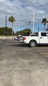 Kayak sighting with a motor mount! Pelican kayaks | 30milesOUT fish'n TV