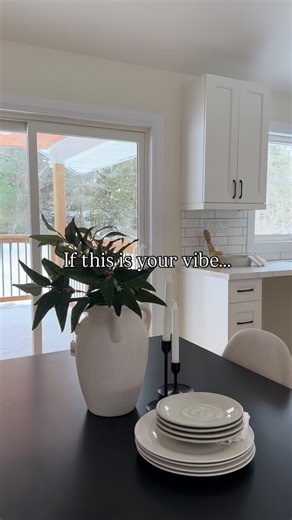 Ryan Huffman Real Estate Team on Instagram: "Sneak Peek | 40 Hutchinson Court Warkworth, Ontario Custom new build perfectly positioned on private one plus acre lot located moments outside of the very popular and quaint village of Warkworth. This home offers a touch of elegance, a hint of modern flare and a mix of contemporary finishes beautifully blended with the serene and tranquil backdrop provided. Walk through the front door and welcome home to your show stopping main floor featuring over 14