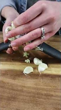 How To Use A Garlic Press - Homebody Eats