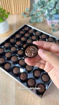 One recipe makes 75 pieces! Perfect for a sales idea, guaranteed to be a hot item for Christmas a...