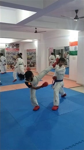 Unleashing Power: Epic Karate Girl Punch & Kick Practice! 💥👊 #Karate #Kumite #Punch #Kick