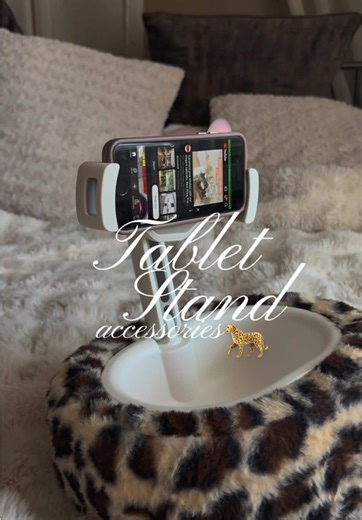 Tablet Pillow Stand for iPhone & iPad - Versatile Use