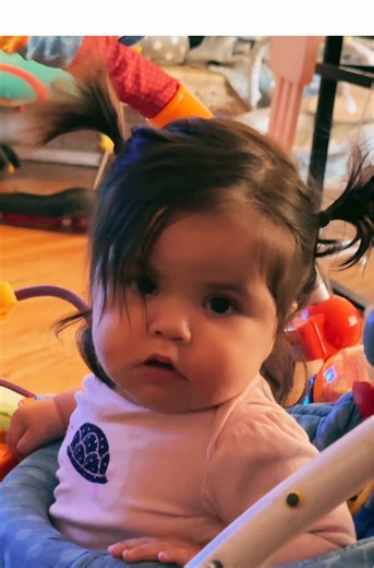 The cutest emo baby everrrr 🖤 @Erin Tomasello, CSA @Joe Navarro #emobangs #becausetonight