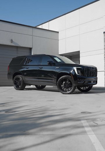 2025 GMC Yukon XL Denali: Elegance and Power Combined
