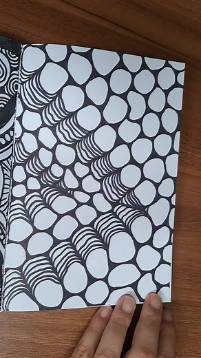 Draw With Me: Daily Doodle Ideas and Easy Black and White Drawings