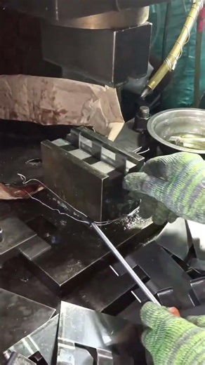 Installing the perfect door connector mechanism. #metalwork #diyprojects #homedecor #fypシ