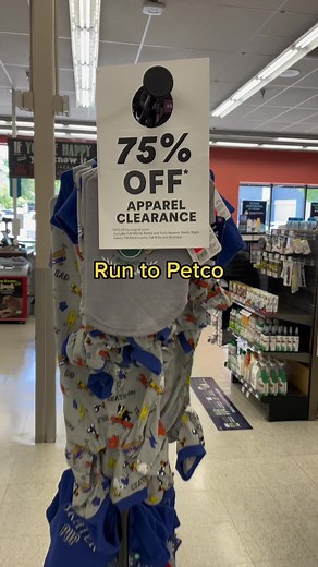 Check your Petco, apparel and collars/leashes for 75% off 🔥🔥 selection and clearance varies by store #theclearancerunner #clearance #clearancefinds #petco #dogsoftiktok #petsoftiktok #clearancefinds #dogtok #dogparents