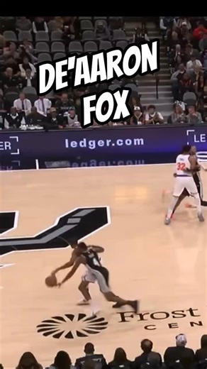 De'Aaron Fox is TOO FAST! ⚡️ Elite defense vs Knicks! 😤