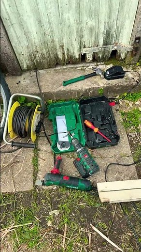 Taking apart a shed with ‪@parkside_diy_fr‬ parkside
