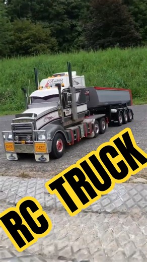 MACK TITAN RC TRUCK IN ACTION ⚠️ #trucking #trailer #rccar #rctrucksandmachines #toys #mack #lkw