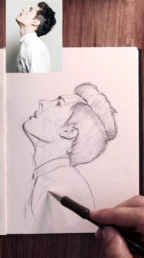 How to DRaw a FACE looking Up using Loomis method I have posted full explanation on YouTube، link in my profile 🙏🏻 . . . #draw #drawing #sketch #sketchbook #loomis #loomismethod #art #artist #artgallery #sketching #drawthisinyourstyle #drawdrawdraw #howtodraw #draweveryday #drawdaily #portrait #drawface #portraitdrawing #portraitartist #anatomy #anatomydrawing #anatomyart #drawingtutorial #drawart #pencil #pencildrawing #pencilart #pencilsketch #pencilsketches | One pencil drawing