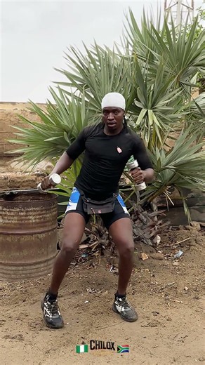 Simple Home Workouts Fitness Is Fun🇳🇬❤️🇿🇦 #chiloxtheexuberant #kingofsquats #trending #viral #glutes