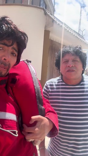 Aventuras con Carlitos: Viaje y Música