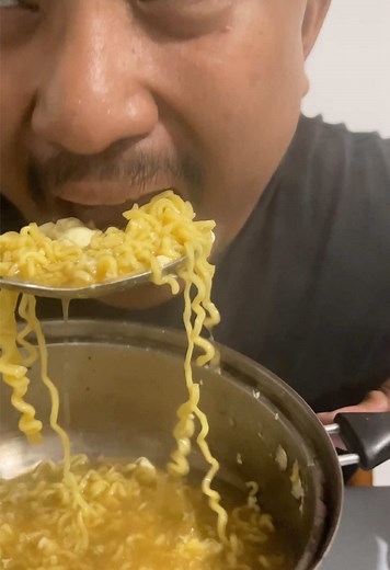 Replying to @Davidaniel Merry Christmass IDOL , Thankyou po sa support . At thankyou din sa LUCKY ME #fyp #mukbang #foodie #luckyme #merrychristmas