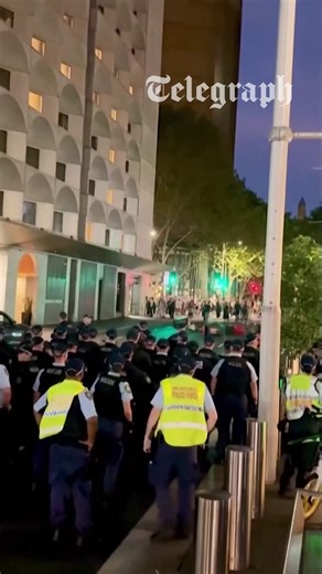 🔴 Pro-Palestine protests turned violent in Sydney on Monday, as demonstrators clashed with police over the visit of Israeli president Isaac Herzog. Read the full story ⬇️ https://www.telegraph.co.uk/world-news/2026/02/10/pro-palestine-protest-police-violence-israeli-president/?WT.mc_id=tmgoff_fb_reel_protest-police-violence-israeli-president/ | The Telegraph