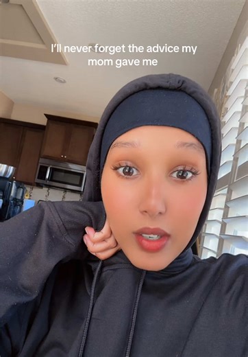 Best advice my mommy’s given me. Alhamdulilah 🤍 #fyp #storytime #liveinthemoment #tawakkul #somalitiktok