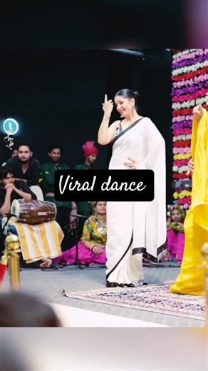 sapna choudhary #sapnachoudhary #dance #viraldance #sapnachaudharygane #live #haryanvisong #ytshorts