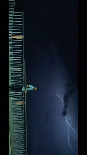 La naturaleza en su máximo esplendor🌩️🍃 #naturaleza #cielo #rayo #youtubeshorts #short