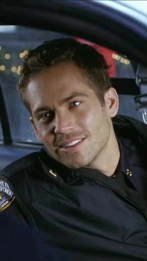 Romantic Scene with Paul Walker and Penelope Cruz in Noel (2004)