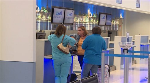 Enc travelers comment as DHS warns of low TSA emergency funding