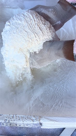 Hey Tik Tok! Checking in with a dusty powder play 🥰 Enjoy! #asmr #dusty #powder #foryoupage