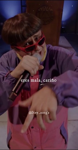 Alguien recuerda esta rola? 😅😅 #staysongs🤍 #olivertree #lifegoeson #parati #fyp #lyrics #music #lentejas
