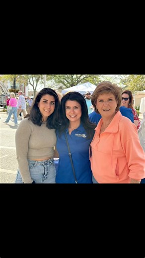 Fairhope Arts and Crafts Festival 😊 #fairhope #fairhopeal #weekendvibes #weekendfun #fypシWKRG The Qtip Morning Show WKRG Debbie Williams Creative Outlet Dance Academy Zoe Lombard Todd Fairhope, Alabama Fairhopers Fairhope Arts & Crafts Festival | Cherish Lombard