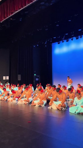 HANDS DOWN THE BEST SASA IVE SEEN LIVE! Even rewatching it my jaw is again on the floor. From that first movement, right til the end man! 😍 #lemasiofosivaacademy #sivasamoa #notsalalau #samoa