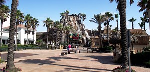 Rainforest Cafe Dark Ride - River Adventure in Galveston, Texas