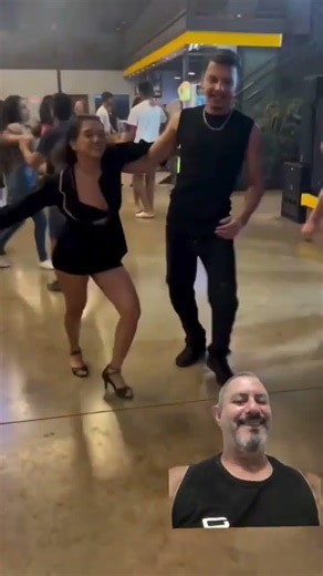 #forrozeiros bom é aqui vem para cá só diversão