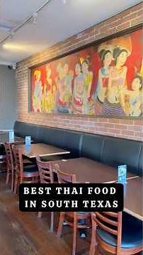 Trying the Best Thai Food Everyone’s Talking About 🍜