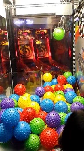 1.2M views · 5K reactions | Claw Machine: the greatest metaphor for life 﫠 #clawmachine #arcade #prize #fail #fails | FailArmy | Facebook