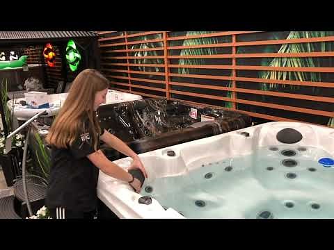 Comment nettoyer la tuyauterie d'un spa avec le flush