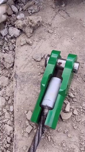 Unusual Hook Making: Craft Processes You’ve Never Seen