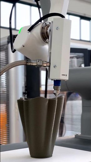 Non-planar Ceramic 3D Printing with Robotic Arms