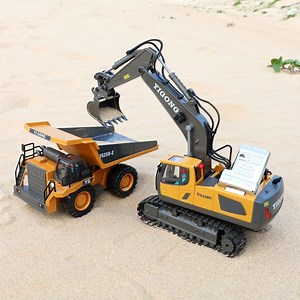 Remote Control Excavator, Remote Control Construction Toys Vehicle with Metal Bed and Light/Music, Birthday Gifts for Boys Girls Age 3 Year Old