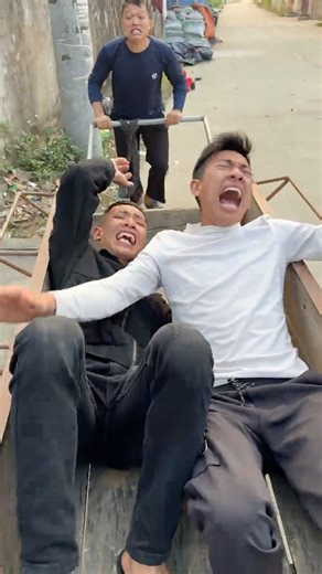 Brave Boy Rescues a Dog and an Old Man – A Touching Hero Pet Story#dog #lovedog #pets