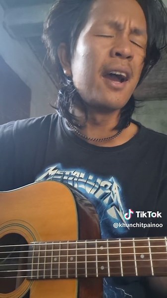 ပြည့်တန်ဆာ သီချင်းလေး စာသားခနခနမေ့တော့