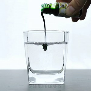 Dollar store crafts for kids. 😛 | 5-Minute Crafts Play